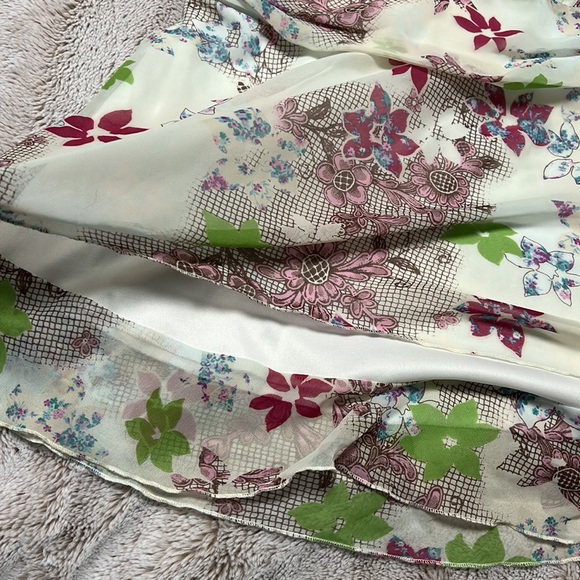 Floral sleeveless top - Picture 4 of 9